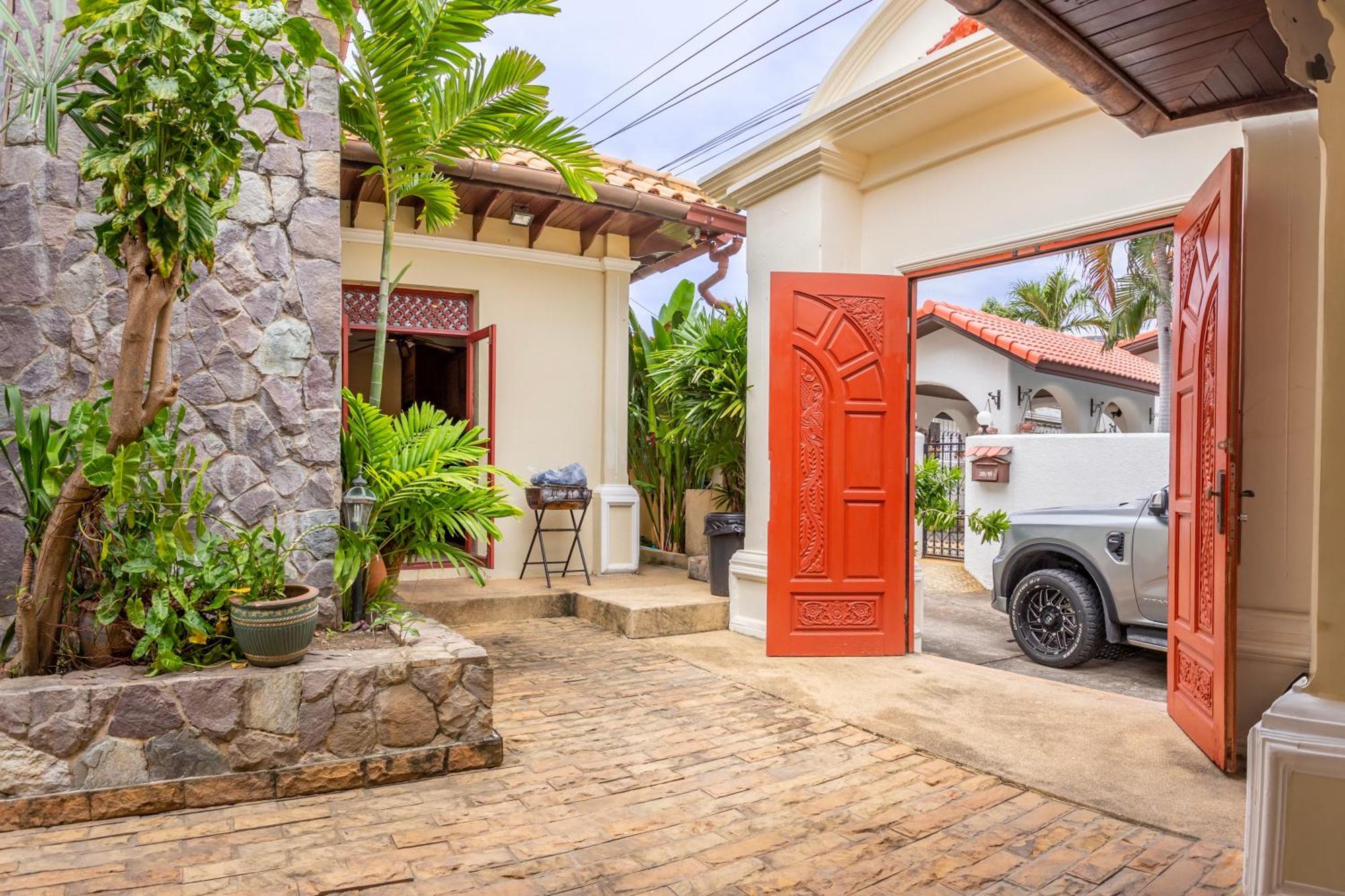 Bali Pool Villa, 5 Min To Walking Street & The Beaches Pattaya Ngoại thất bức ảnh